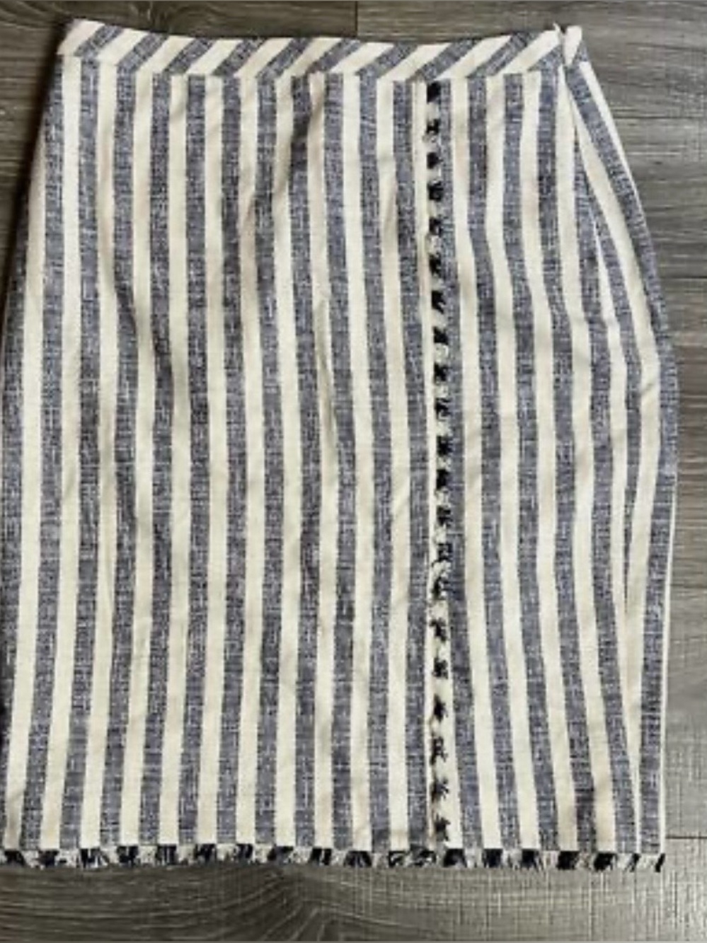 Banana Republic Blue and Cream Stripe Pencil Skirt size Petite 00